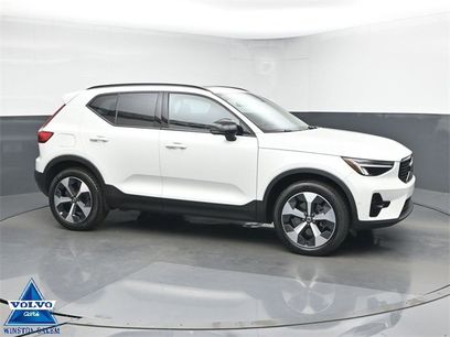 Used 2024 Volvo XC40 B5 Plus