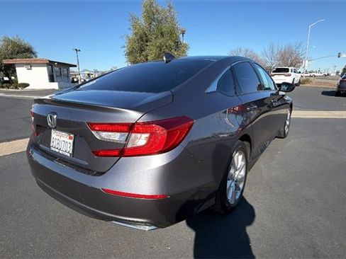 Used 2020 Honda Accord LX image 4