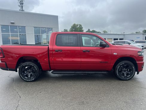 New 2026 RAM 1500 Express AWD/4WD image 4