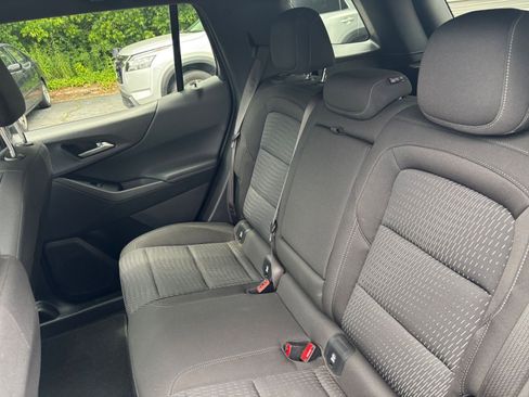 Used 2025 Chevrolet Equinox LT FWD image 33