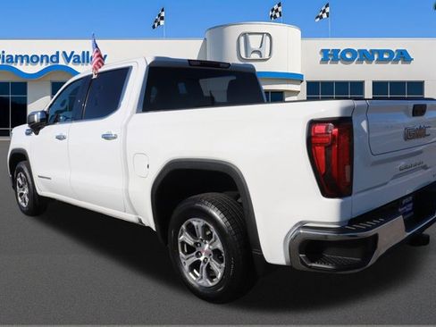 Used 2024 GMC Sierra 1500 SLT image 4