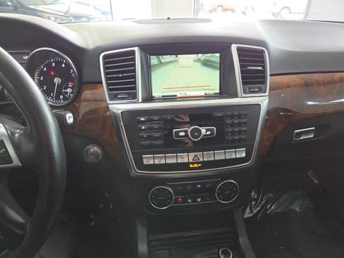 Used 2015 Mercedes-Benz ML 350 4MATIC image 33