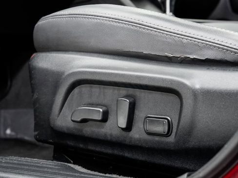 Used 2016 Subaru Outback 2.5i Limited image 11