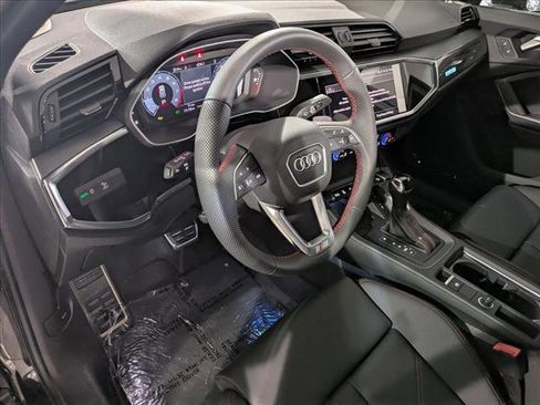 New 2025 Audi Q3 2.0T Premium Plus image 3