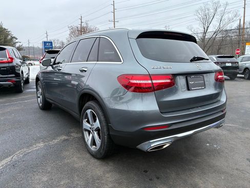 Used 2019 Mercedes-Benz GLC 300 4MATIC image 5
