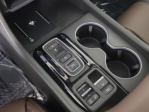 New 2026 Honda Pilot Touring image 43