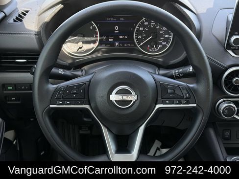 Used 2024 Nissan Sentra SV FWD image 12