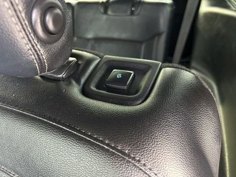 Used 2020 Ford Explorer Limited image 42