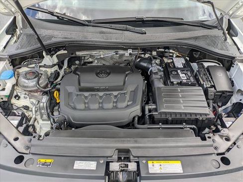 Used 2024 Volkswagen Tiguan SEL R-Line AWD/4WD image 23