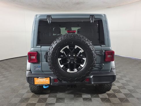 Used 2025 Jeep Wrangler Unlimited Rubicon 4xe w/ Safety Group AWD/4WD image 7