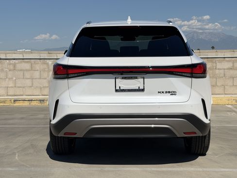 New 2026 Lexus RX 350h w/ Convenience Package AWD/4WD image 9