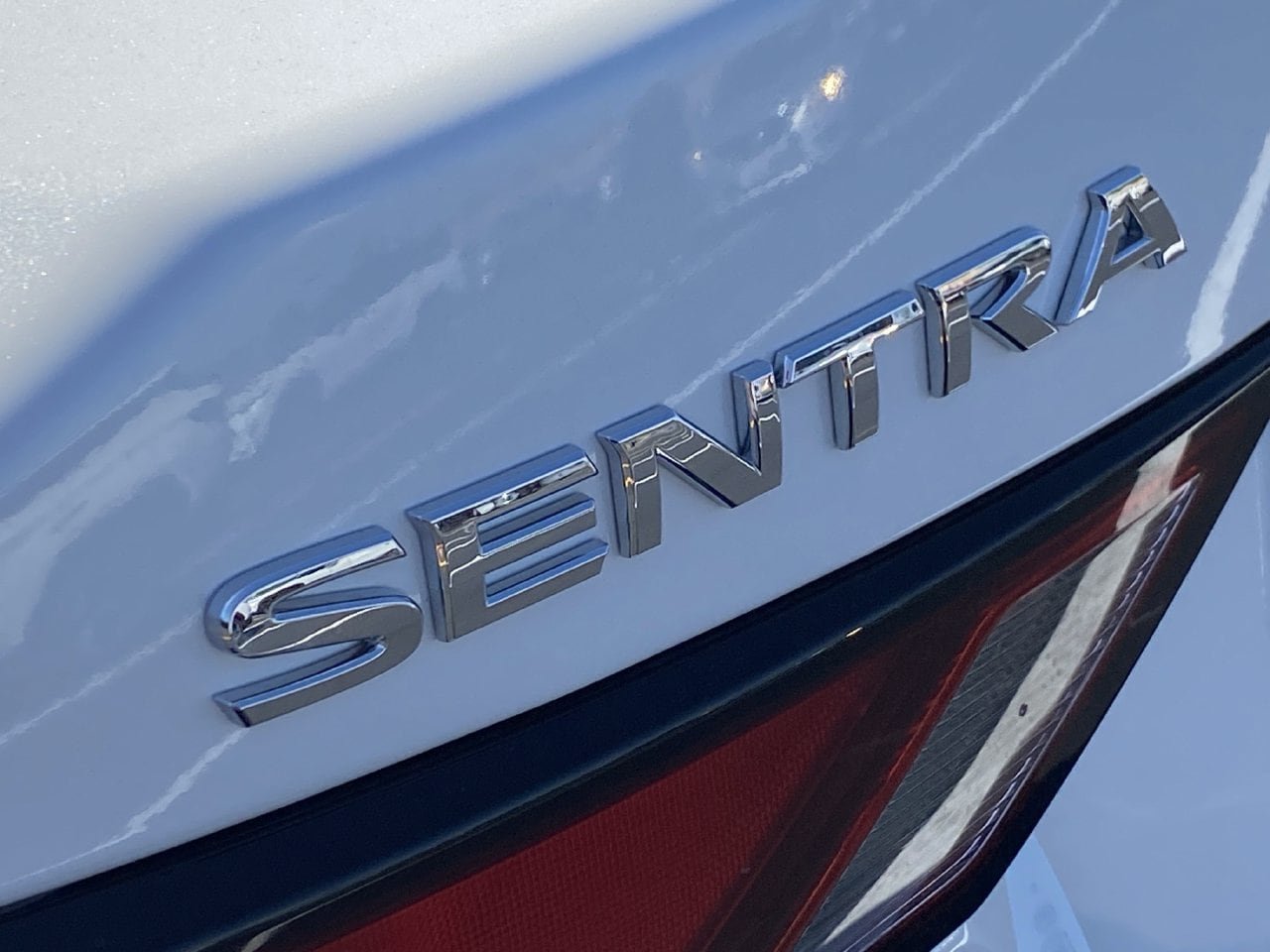 Certified 2021 Nissan Sentra SV w/ SV Premium Package FWD image 5