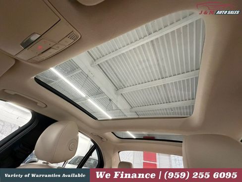 Used 2017 Mercedes-Benz C 300 4MATIC Sedan image 22
