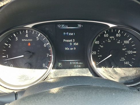 Used 2016 Nissan Rogue SV AWD/4WD image 20