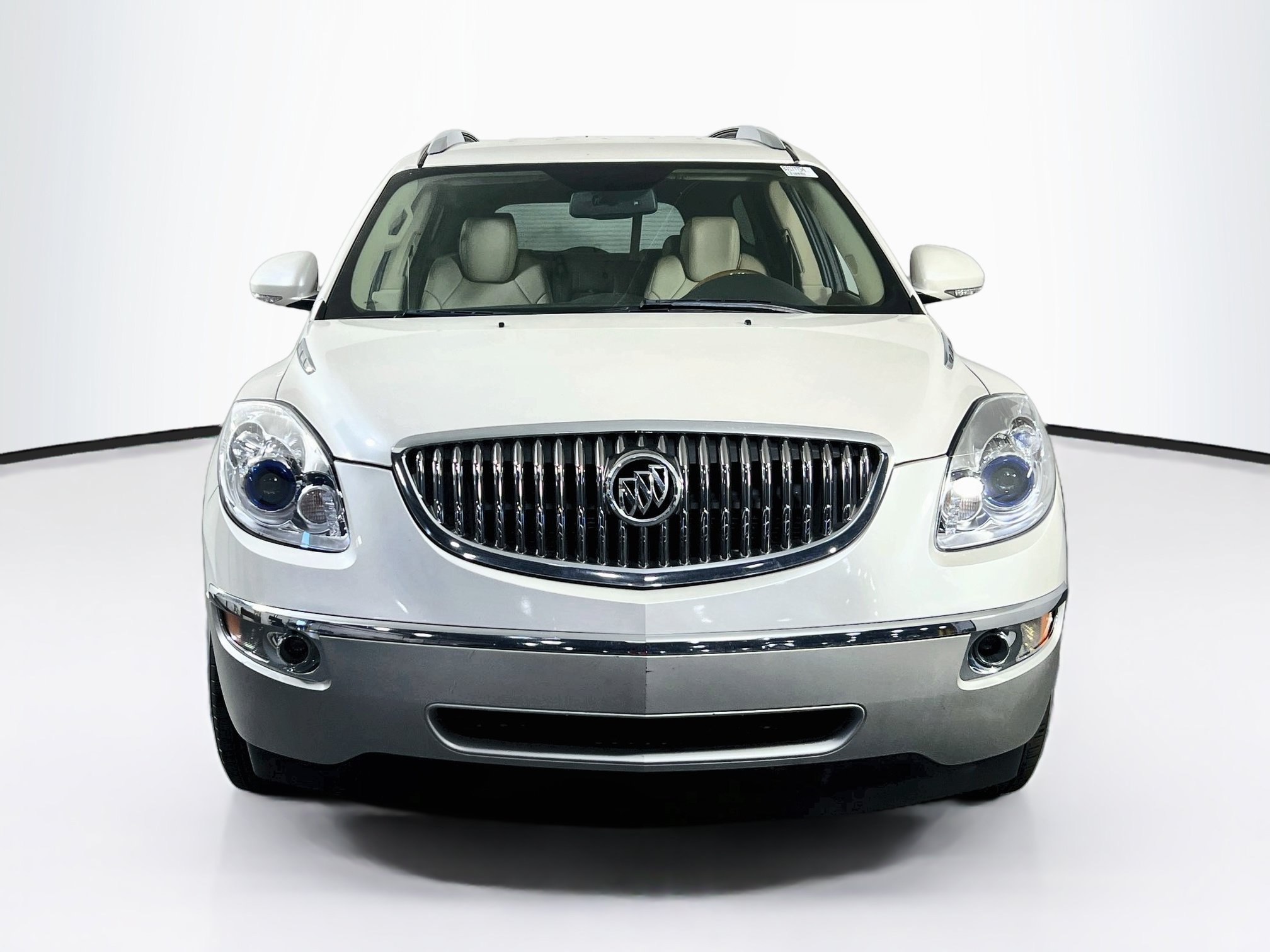 Used 2011 Buick Enclave CXL FWD image 2