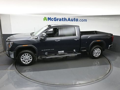 Used 2024 GMC Sierra 2500 SLT image 21