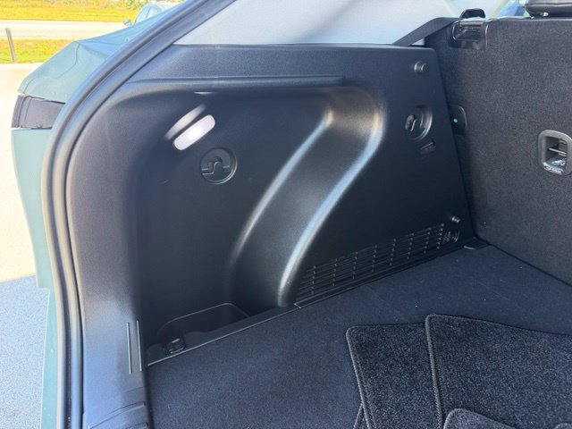 Used 2024 Hyundai Kona Limited AWD/4WD image 39