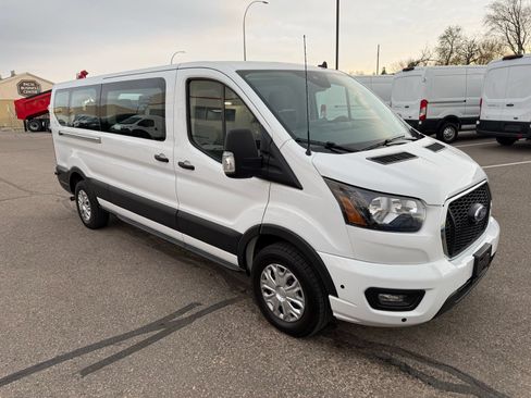 Used 2024 Ford Transit 350 XLT RWD image 17