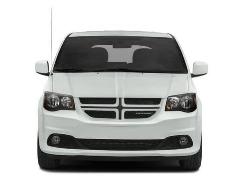 Used 2018 Dodge Grand Caravan GT image 4