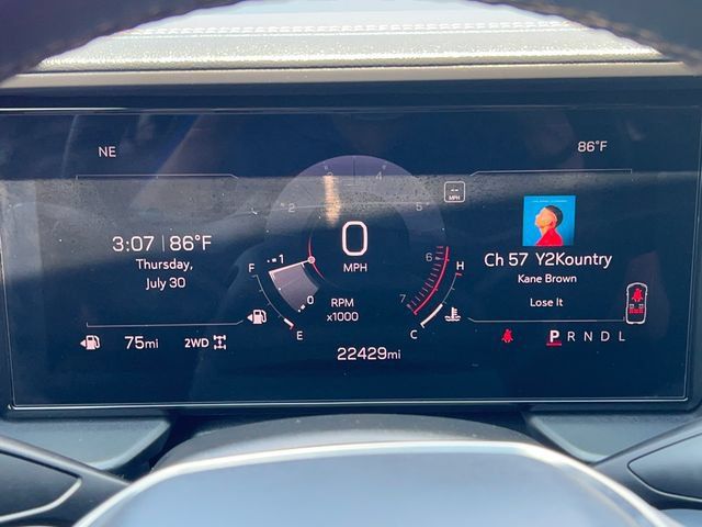 Used 2026 GMC Terrain AT4 w/ Convenience Package III AWD/4WD image 18