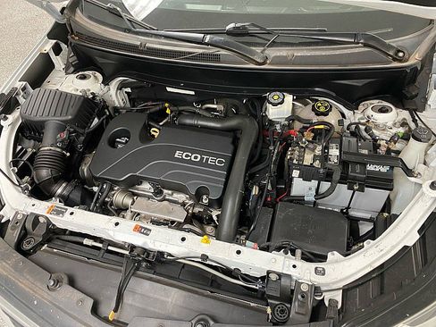 Used 2020 Chevrolet Equinox LT image 25
