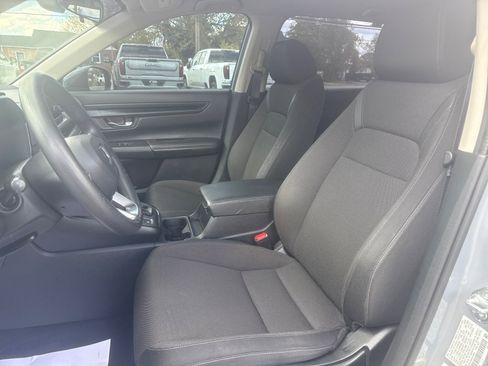 Used 2024 Honda CR-V LX image 8