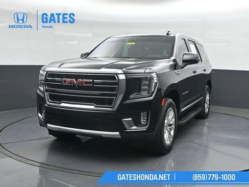 Used 2023 GMC Yukon SLT w/ SLT Premium Package AWD/4WD image 6