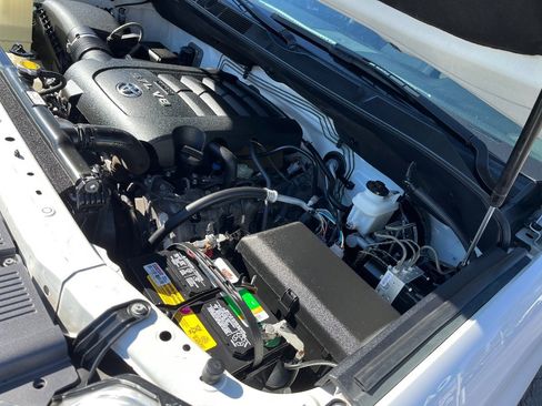 Used 2015 Toyota Tundra SR5 image 40