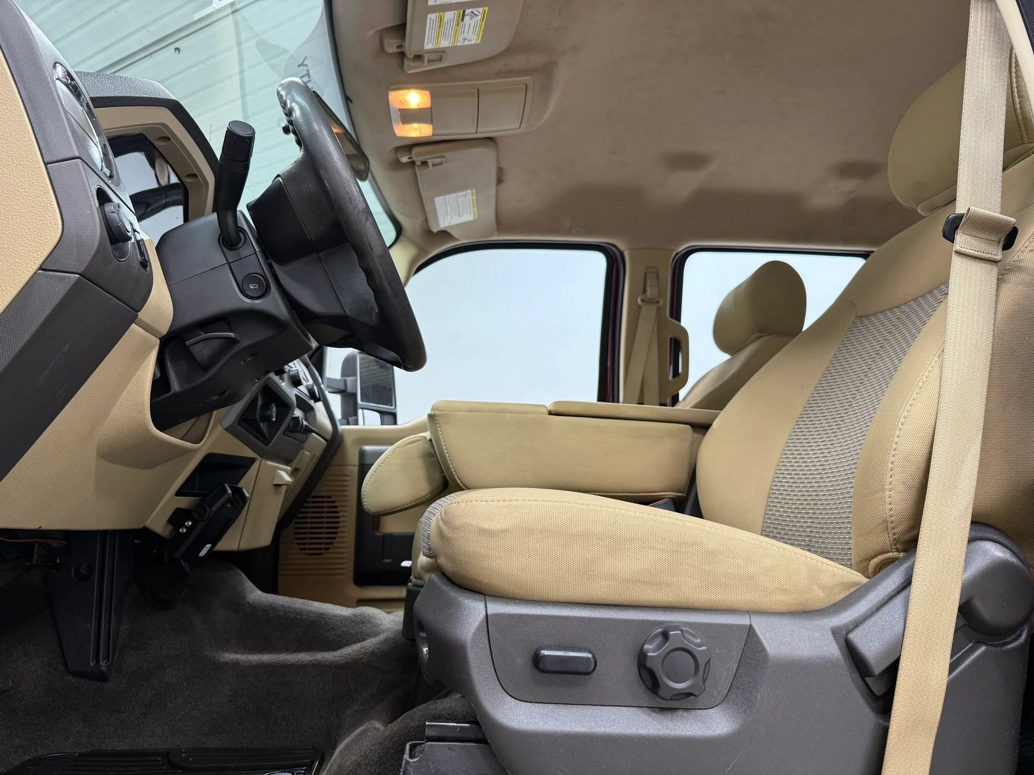 Used 2012 Ford F450 XLT w/ XLT Interior Pkg AWD/4WD image 15