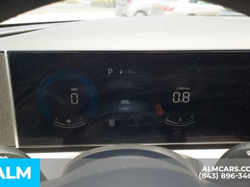 Used 2025 Hyundai Tucson SEL FWD image 12