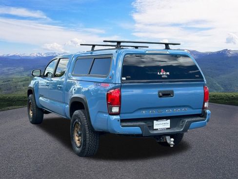 Used 2019 Toyota Tacoma TRD Off-Road w/ TRD Premium Off Road Package AWD/4WD image 3