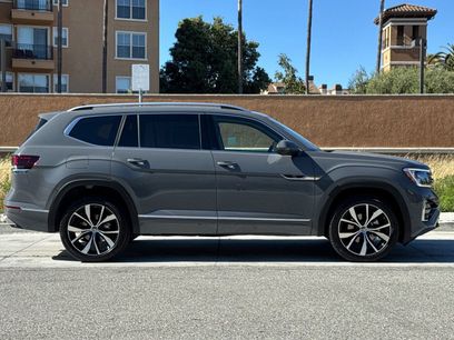New 2026 Volkswagen Atlas SEL Premium R-Line
