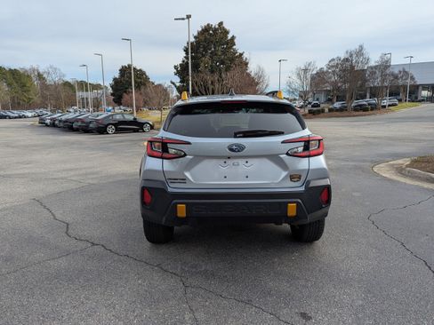 Used 2024 Subaru Crosstrek 2.5i Wilderness image 6