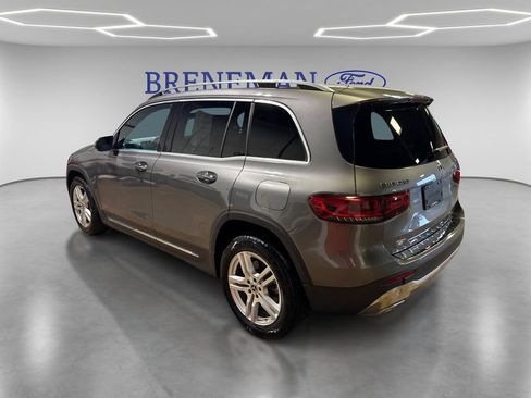 Used 2021 Mercedes-Benz GLB 250 4MATIC image 9