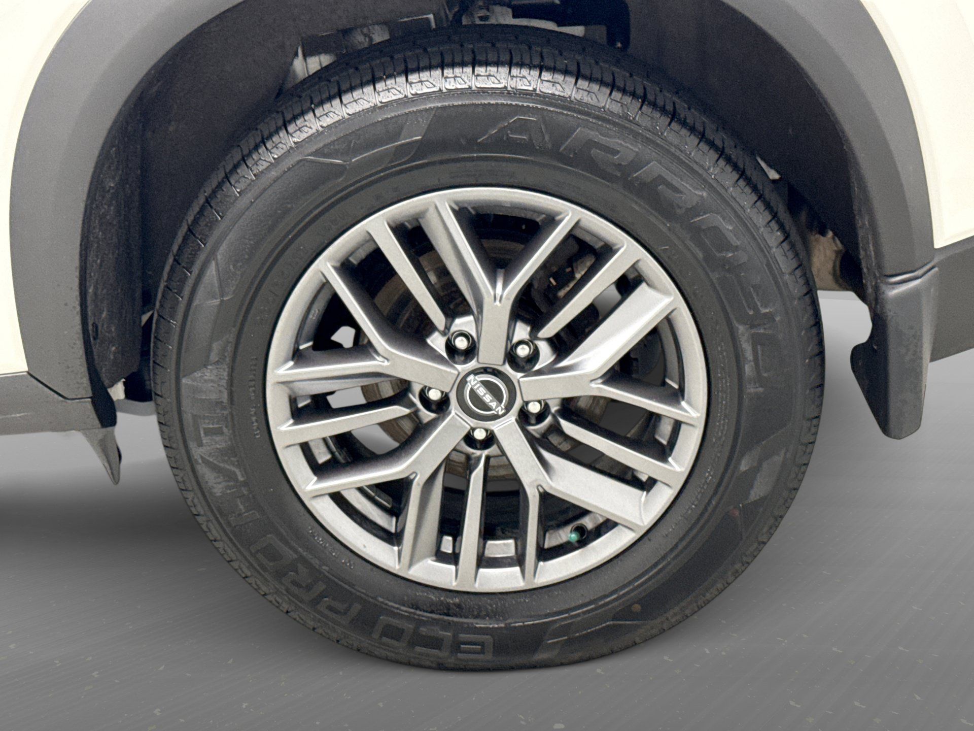 Used 2023 Nissan Rogue S AWD/4WD image 24