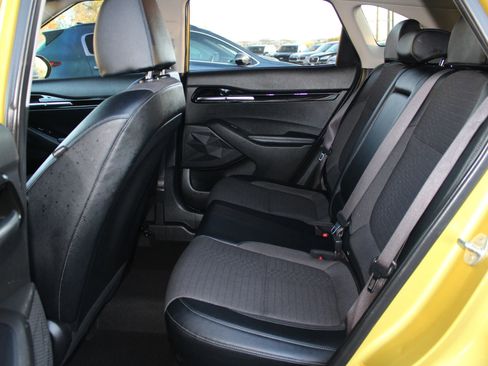 Used 2021 Kia Seltos S image 26