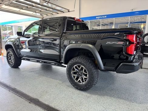 New 2025 Chevrolet Colorado ZR2 w/ Technology Package image 5