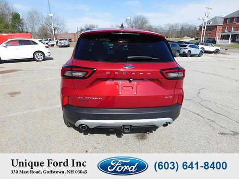 Used 2023 Ford Escape Platinum w/ Premium Technology Package image 7
