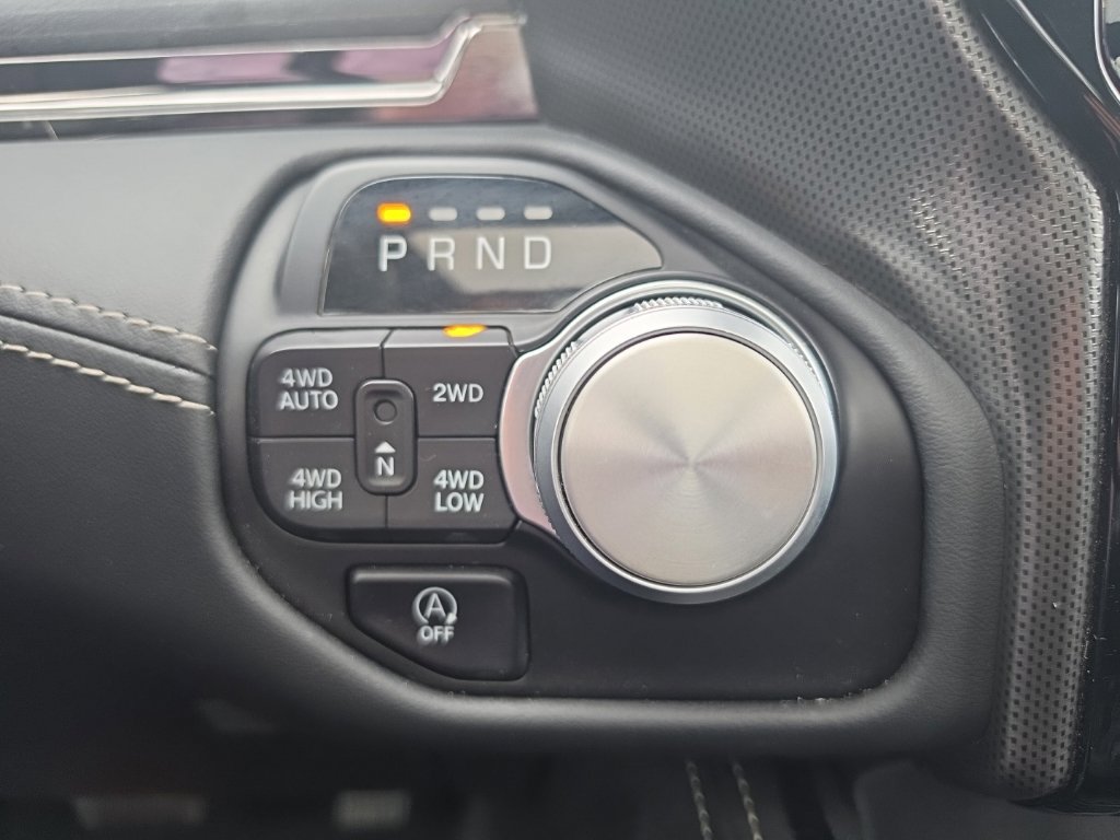 Used 2024 RAM 1500 Limited w/ Body Color Bumper Group AWD/4WD image 13