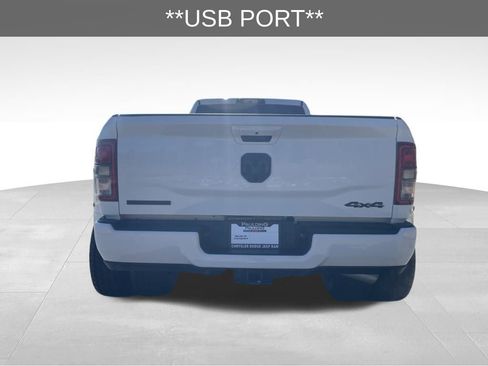 Used 2023 RAM 3500 Big Horn w/ Night Edition image 7