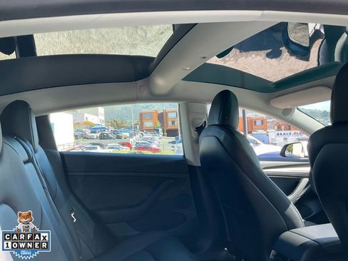Used 2022 Tesla Model 3 Long Range image 51