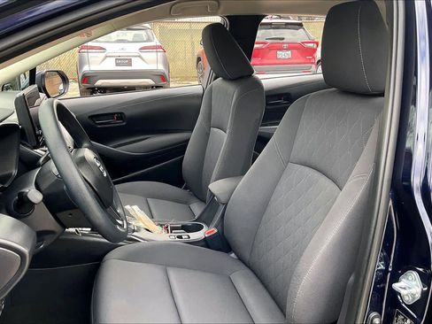 Used 2026 Toyota Corolla LE image 7