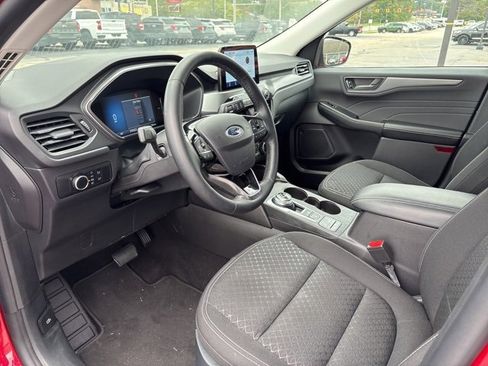 Used 2025 Ford Escape Active w/ Cold Weather Package image 13