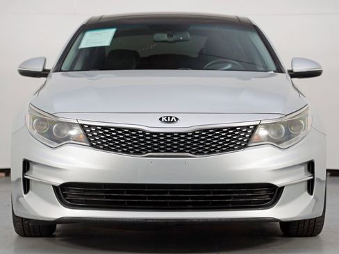 Used 2016 Kia Optima EX w/ Premium Package image 6