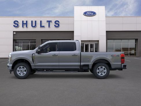 New 2026 Ford F250 XLT w/ XLT Premium Package image 3