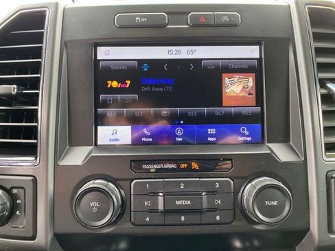 Used 2019 Ford F150 XLT w/ Equipment Group 302A Luxury AWD/4WD image 26