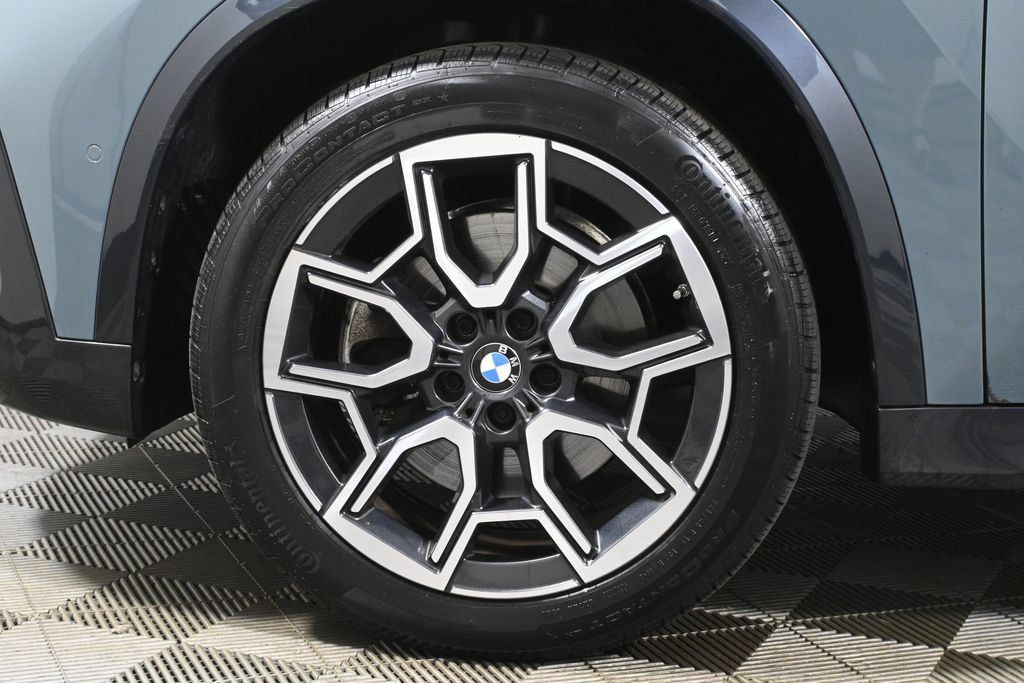 Certified 2024 BMW X1 xDrive28i w/ Premium Package AWD/4WD image 12