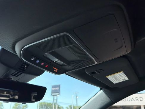 Used 2026 Chevrolet Traverse RS w/ LPO, Floor Liner Package FWD image 25