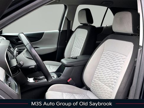 Used 2021 Chevrolet Equinox LT image 21