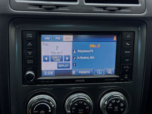 Used 2014 Dodge Challenger R/T w/ Sound Group II image 10